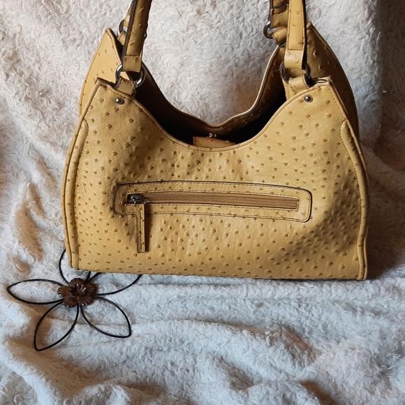 Purse - Picture 2 of 8